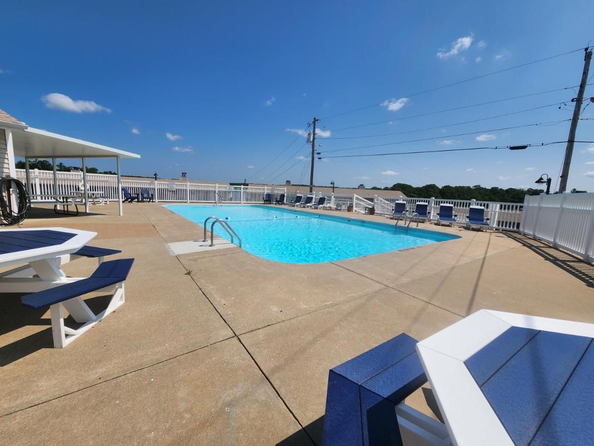 Lakefront Condo With A View Osage Beach Luaran gambar