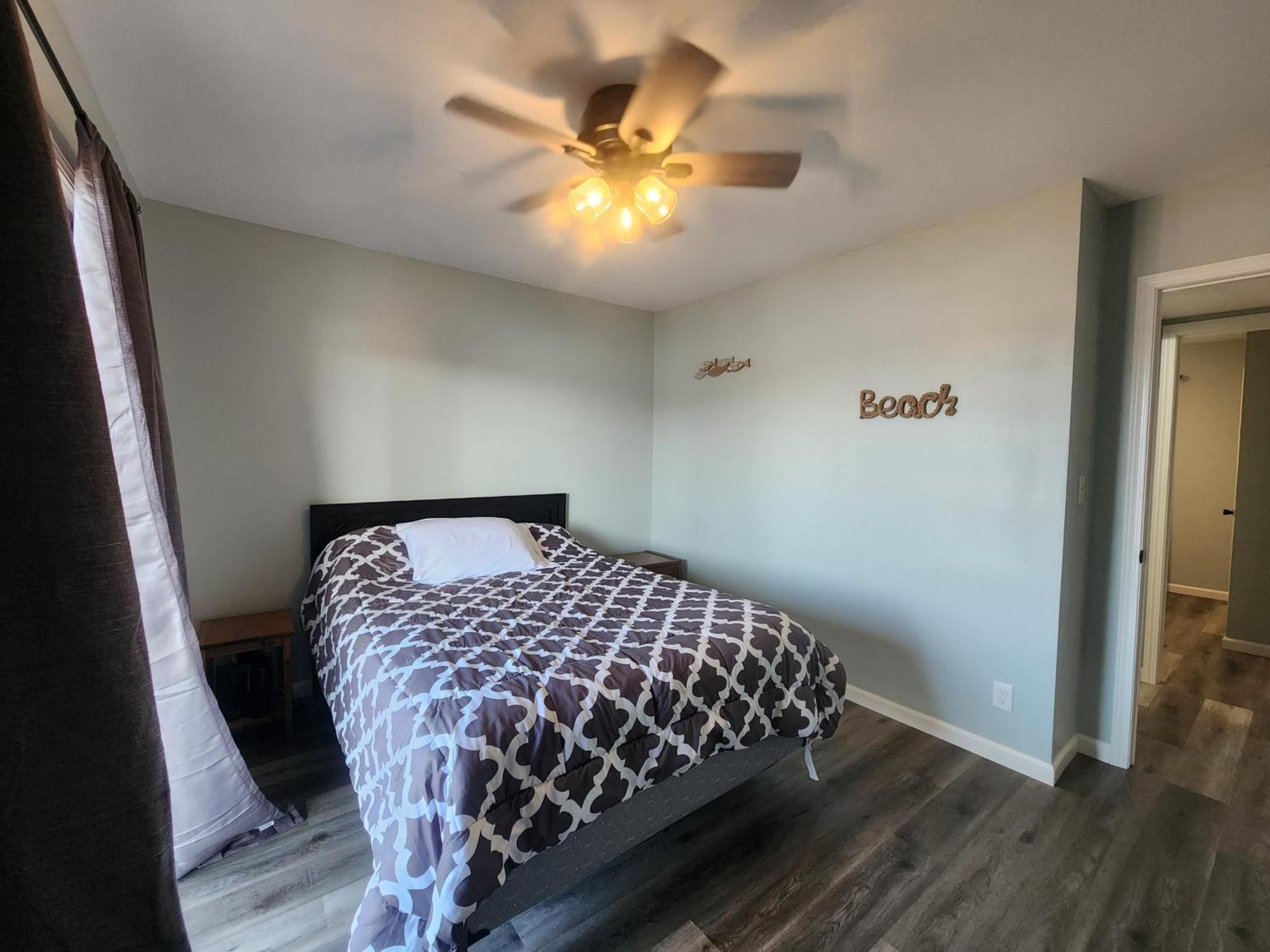 Lakefront Condo With A View Osage Beach Luaran gambar